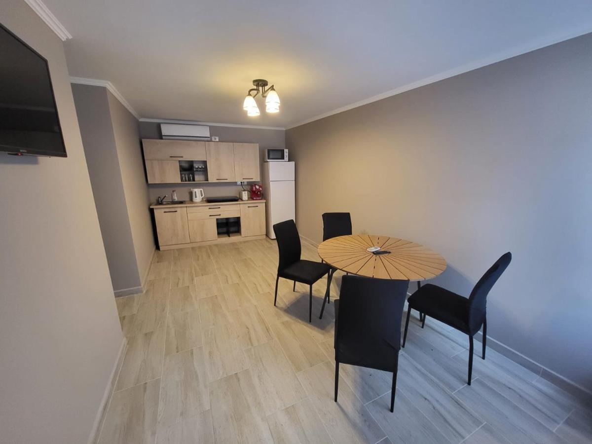 Casa Berzelor Villa Sînmartin Eksteriør billede